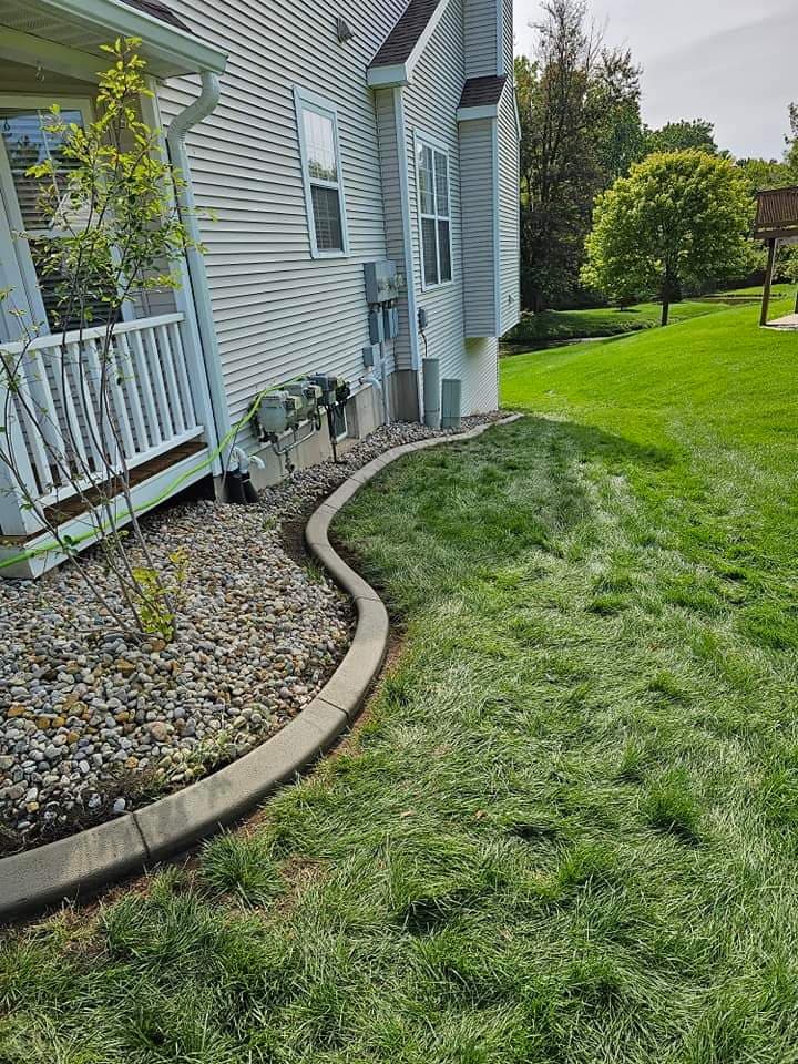 Curved garden border with landscaping